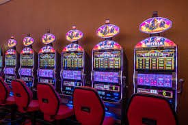 Tema sirkus cerah Slot Circus Delight
